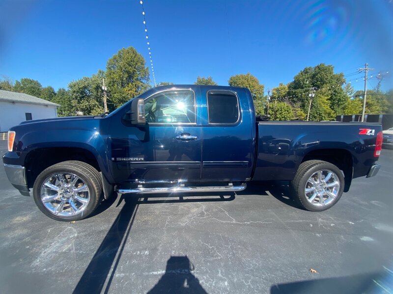 2008 GMC Sierra 1500 SLT - Photo 4 - Belleville, IL 62226