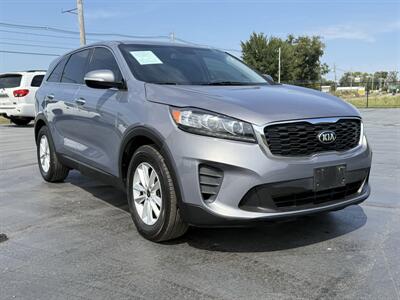2020 Kia Sorento LX   - Photo 3 - Cahokia, IL 62206