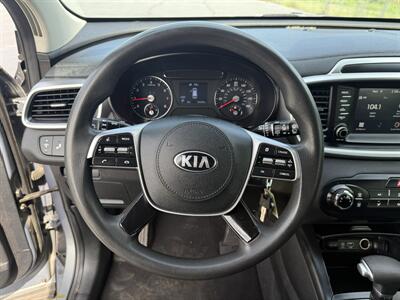2020 Kia Sorento LX   - Photo 12 - Cahokia, IL 62206