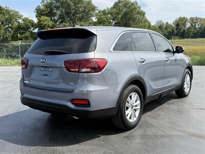 2020 Kia Sorento LX   - Photo 5 - Cahokia, IL 62206