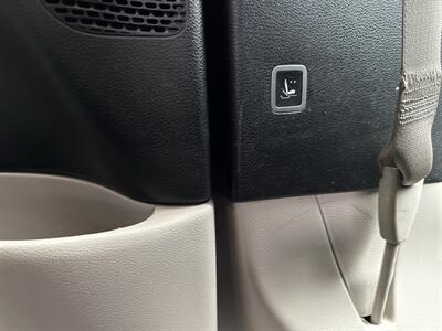 2018 Chrysler Pacifica Touring L   - Photo 18 - Millstadt, IL 62260