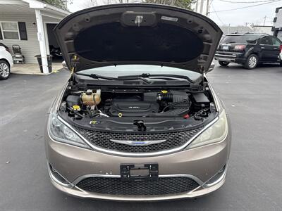 2018 Chrysler Pacifica Touring L   - Photo 26 - Millstadt, IL 62260