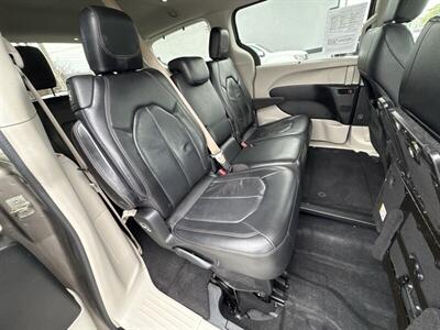 2018 Chrysler Pacifica Touring L - Photo 20 - Millstadt, IL 62260