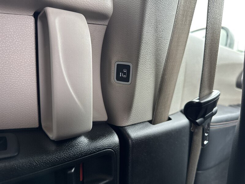 2018 Chrysler Pacifica Touring L - Photo 19 - Millstadt, IL 62260