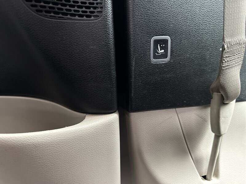 2018 Chrysler Pacifica Touring L - Photo 18 - Millstadt, IL 62260