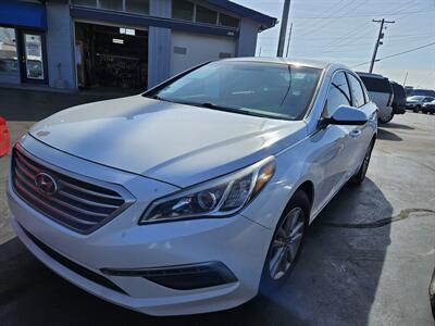 2015 Hyundai SONATA SE   - Photo 3 - Belleville, IL 62223