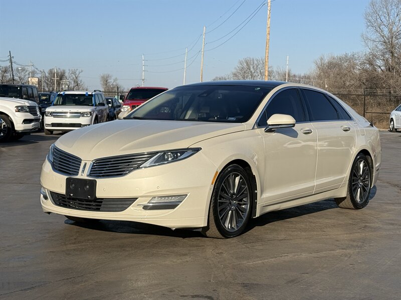 2014 Lincoln MKZ/Zephyr   - Photo 1 - Cahokia, IL 62206