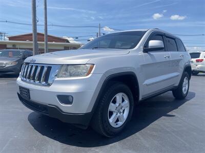 2012 Jeep Grand Cherokee Laredo   - Photo 1 - Cahokia, IL 62206