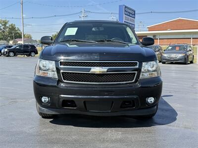 2010 Chevrolet Suburban LT   - Photo 2 - Cahokia, IL 62206