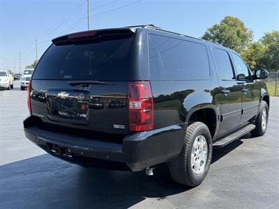 2010 Chevrolet Suburban LT   - Photo 8 - Cahokia, IL 62206