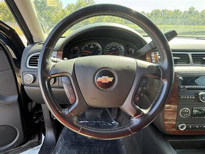 2010 Chevrolet Suburban LT   - Photo 14 - Cahokia, IL 62206