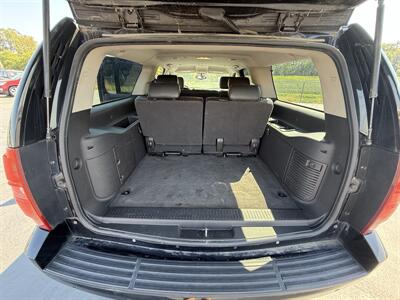 2010 Chevrolet Suburban LT   - Photo 12 - Cahokia, IL 62206