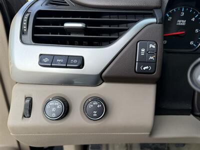 2016 Chevrolet Suburban LTZ   - Photo 19 - Cahokia, IL 62206