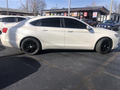 2014 Chevrolet Impala LT   - Photo 5 - Belleville, IL 62226