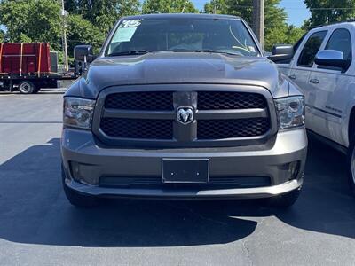 2015 RAM 1500 Express   - Photo 1 - Belleville, IL 62226