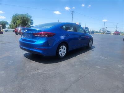 2018 Hyundai ELANTRA SE   - Photo 4 - Cahokia, IL 62206