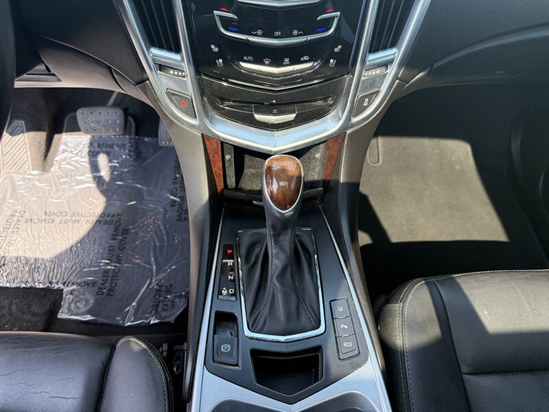 2014 Cadillac SRX Premium Collection - Photo 15 - Cahokia, IL 62206