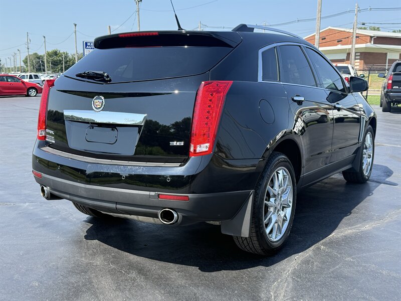 2014 Cadillac SRX Premium Collection - Photo 8 - Cahokia, IL 62206