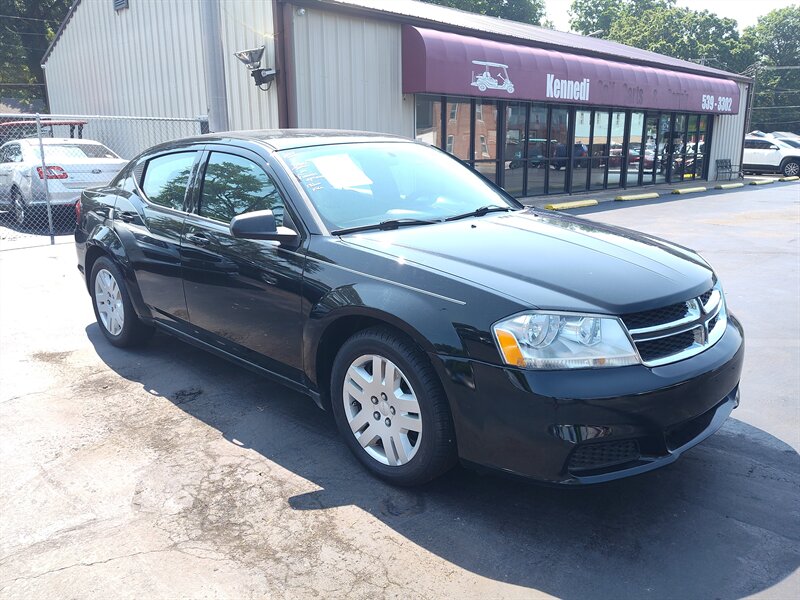 2014 Dodge Avenger SE - Photo 1 - Freeburg, IL 62243