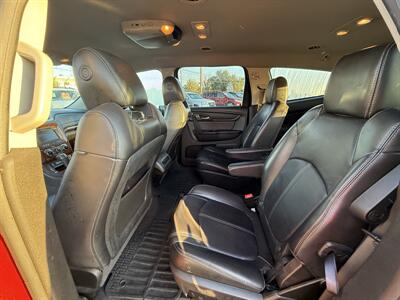 2013 Chevrolet Traverse LT   - Photo 8 - Cahokia, IL 62206