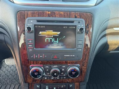 2013 Chevrolet Traverse LT   - Photo 13 - Cahokia, IL 62206