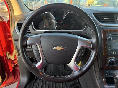 2013 Chevrolet Traverse LT   - Photo 12 - Cahokia, IL 62206