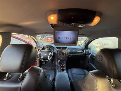 2013 Chevrolet Traverse LT   - Photo 10 - Cahokia, IL 62206