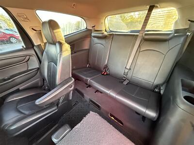 2013 Chevrolet Traverse LT   - Photo 9 - Cahokia, IL 62206