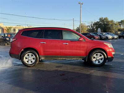 2013 Chevrolet Traverse LT   - Photo 4 - Cahokia, IL 62206