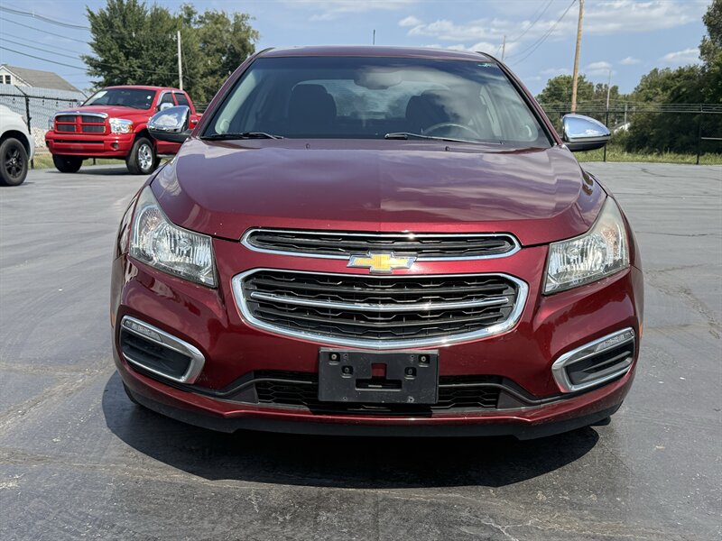 2016 Chevrolet Cruze Limited 1LT Auto - Photo 2 - Cahokia, IL 62206