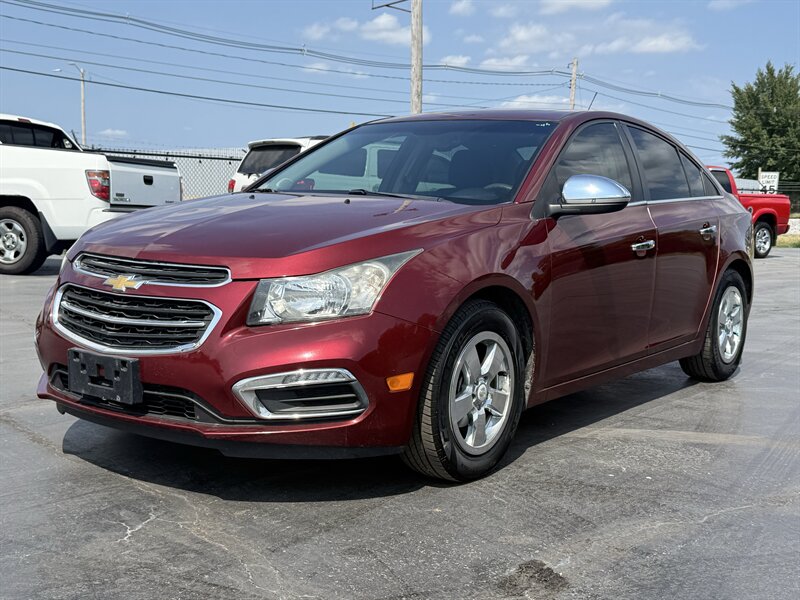 2016 Chevrolet Cruze Limited 1LT Auto   - Photo 1 - Cahokia, IL 62206