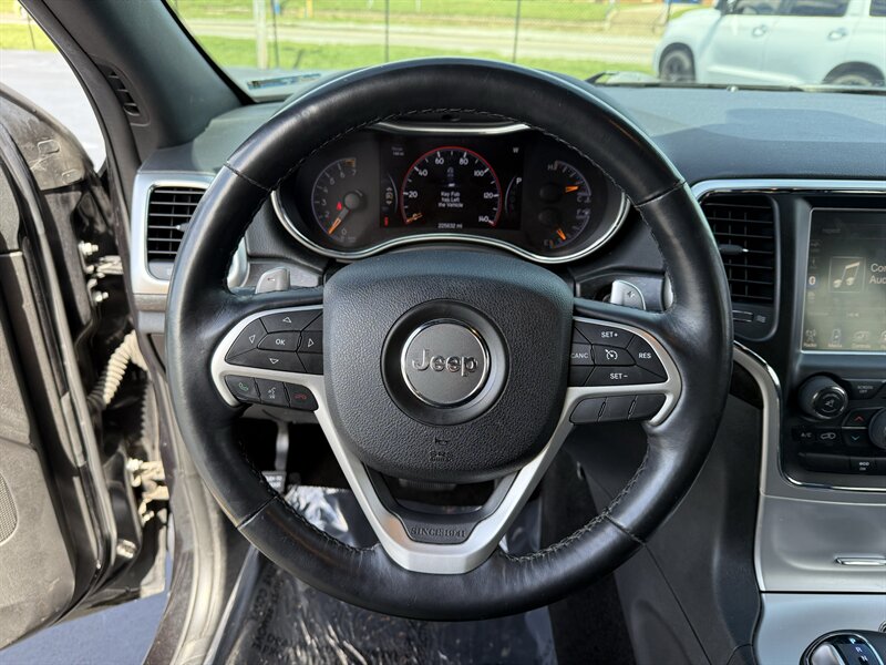 2015 Jeep Grand Cherokee Altitude - Photo 13 - Cahokia, IL 62206