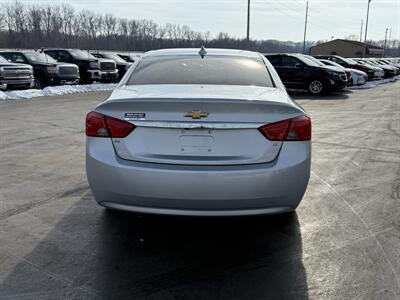 2018 Chevrolet Impala LT - Photo 4 - Cahokia, IL 62206
