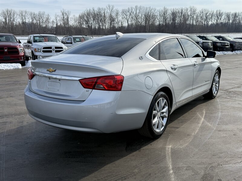 2018 Chevrolet Impala LT - Photo 5 - Cahokia, IL 62206