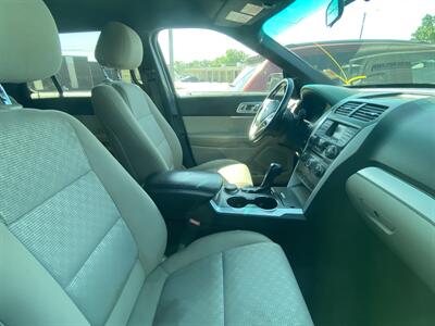 2015 Ford Explorer XLT   - Photo 5 - Belleville, IL 62226