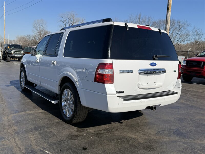 2011 Ford Expedition EL Limited - Photo 6 - Cahokia, IL 62206