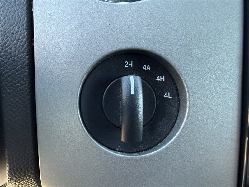 2011 Ford Expedition EL Limited - Photo 18 - Cahokia, IL 62206