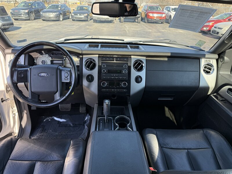 2011 Ford Expedition EL Limited - Photo 14 - Cahokia, IL 62206