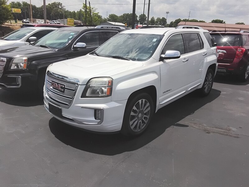 2016 GMC Terrain FWD Denali's photo