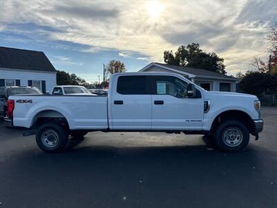 2019 Ford F-350 Lariat   - Photo 4 - Millstadt, IL 62260