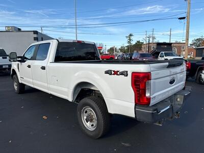 2019 Ford F-350 Lariat   - Photo 7 - Millstadt, IL 62260