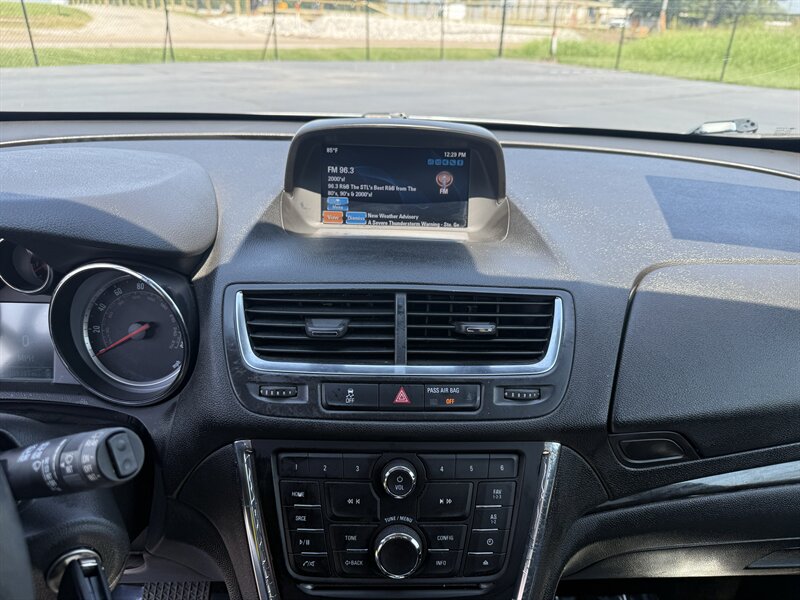 2015 Buick Encore Convenience - Photo 14 - Cahokia, IL 62206