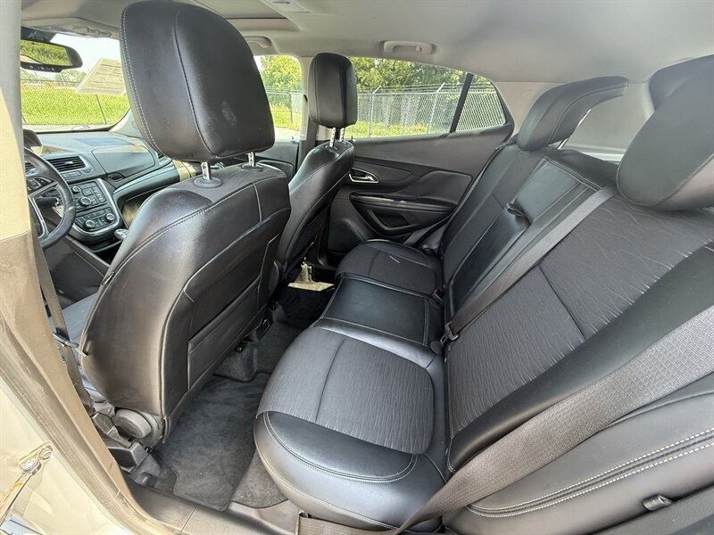 2015 Buick Encore Convenience - Photo 10 - Cahokia, IL 62206