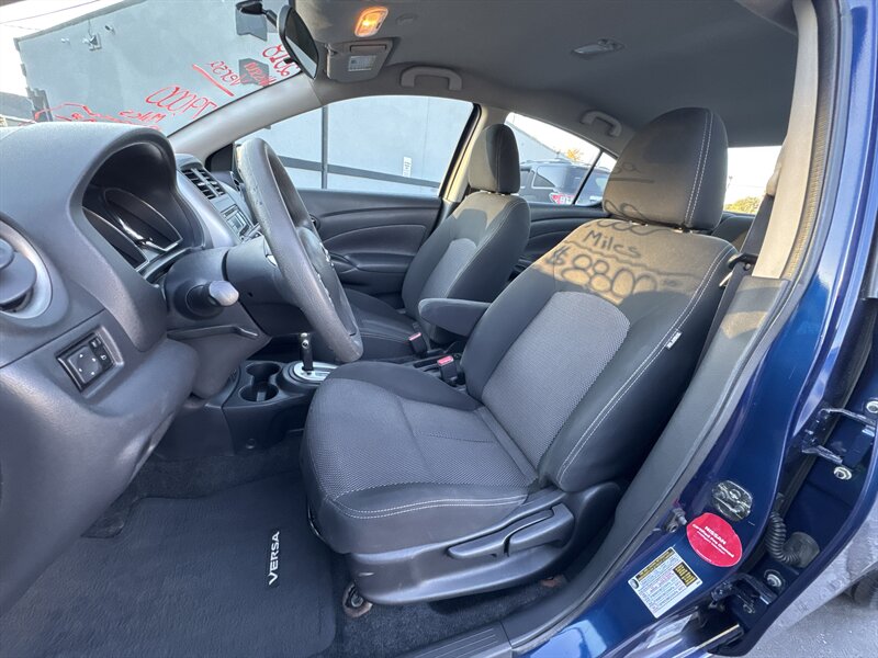 2018 Nissan Versa SV - Photo 11 - Millstadt, IL 62260