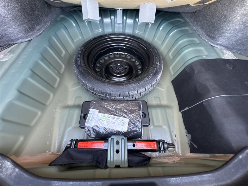2018 Nissan Versa SV - Photo 22 - Millstadt, IL 62260