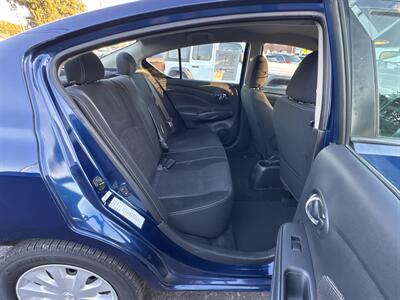 2018 Nissan Versa SV - Photo 16 - Millstadt, IL 62260