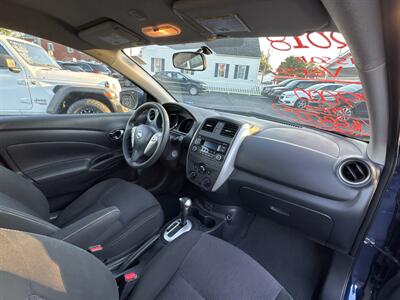 2018 Nissan Versa SV - Photo 9 - Millstadt, IL 62260