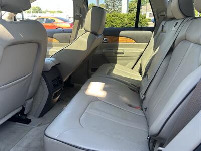 2012 Lincoln MKX   - Photo 11 - Fairview Heights, IL 62208