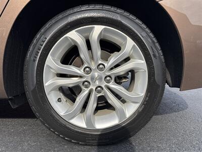 2019 Chevrolet Cruze LS - Photo 9 - Millstadt, IL 62260