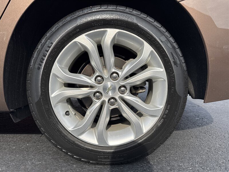 2019 Chevrolet Cruze LS - Photo 9 - Millstadt, IL 62260